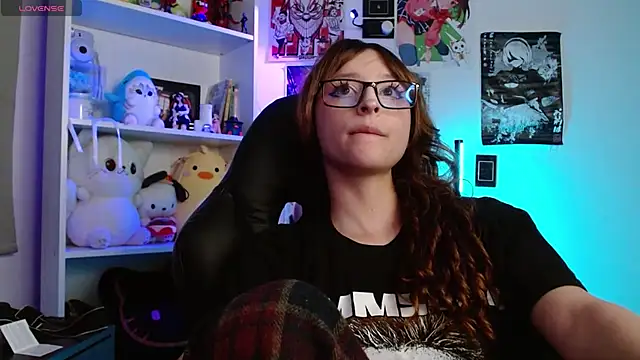 CelesteAyase élő chatszobája
