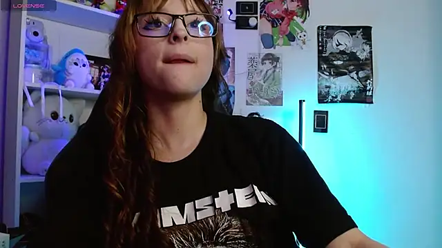 CelesteAyase élő chatszobája