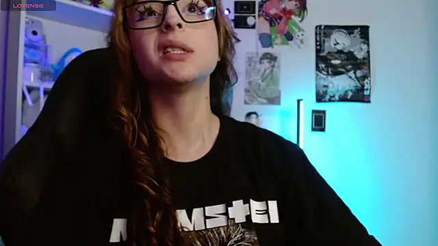 CelesteAyase élő chatszobája