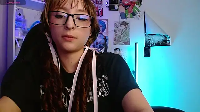CelesteAyase Adlı Modelin Canlı Sohbet Odası