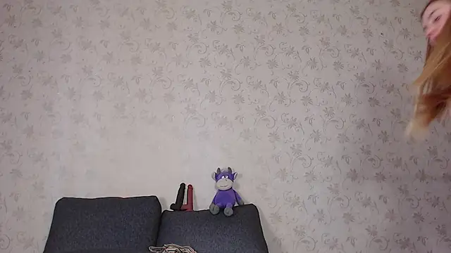 חדר צ'אט בשידור חי של sofiaa_here