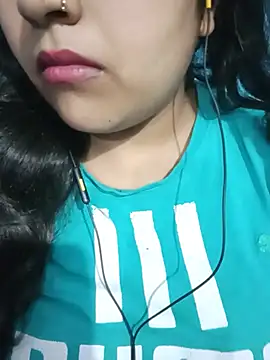 Love-Veronica লাইভ চ্যাট রুম