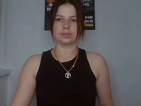 חדר צ'אט בש ידור חי של Naughty_Nata