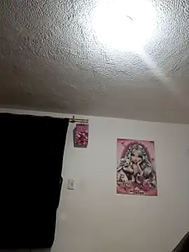 Naomy_Gomez_'s Live Chat Room