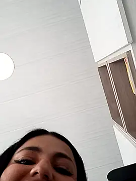 Naomy_Gomez_ Cameră chat live