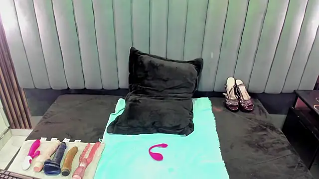 Sala de chat ao vivo de alaha_evans