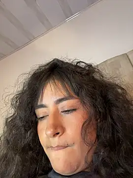 غرفة دردشة Lady_Rey المباشرة