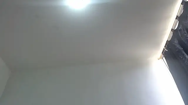 nicolle_milf1978 Cameră chat live