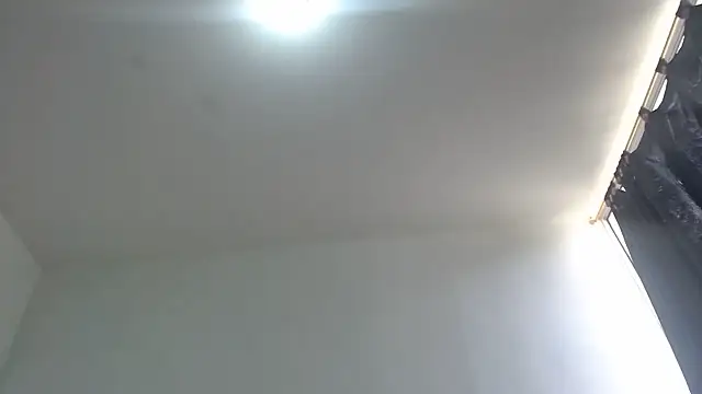 Chat soba uživo modela nicolle_milf1978