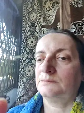 Ulyana396 – Naživo chatovacia miestnosť