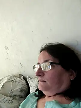 Ulyana396 现场聊天室