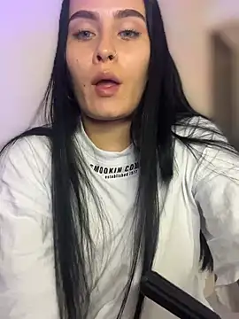 Aria_uwu – Naživo chatovacia miestnosť