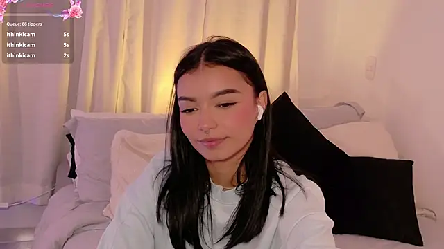 חדר צ'אט בשידור חי של AnabelWolf