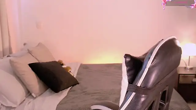 AnabelWolf – live chatrum
