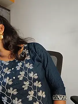 Hot_Laila_tamil Ruang Obrolan Langsung