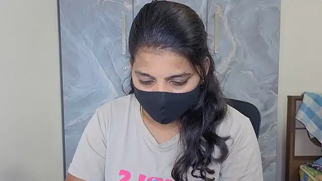 Chat soba uživo modela Tamil_Lovely_Cindrellaa