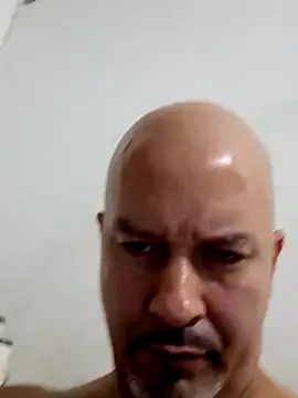 Juan_45's Live Chat Room