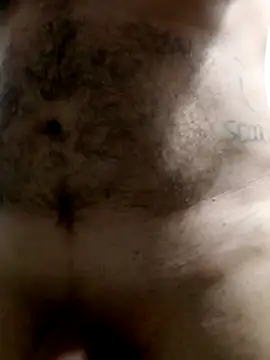 Juan_45 Adlı Modelin Canlı Sohbet Odası