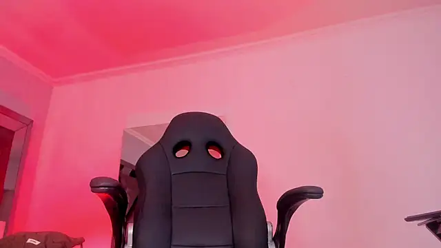 Radiant_Naomi чат на живо
