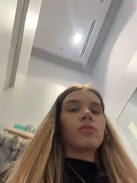 Chat soba uživo modela BARAVISHA