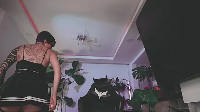 Trinity___s Live Chatraum