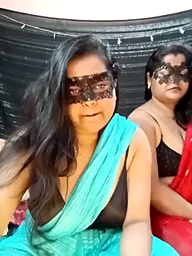 Naughty_Kayra 现场聊天室