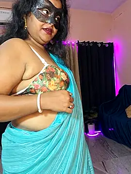 Naughty_Kayra Live Chatraum