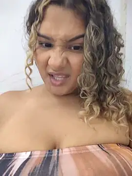 חדר צ'אט בשידור חי של BrendaGirs