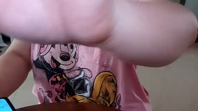 AngelwithEcup Live Chatraum