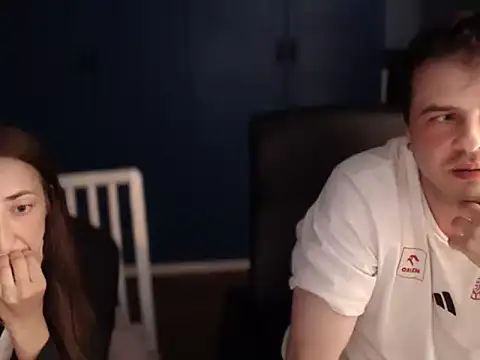 BraveCouple Live Chatraum