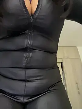 Adele_Sweett: δωμάτιο απευθείας συνομιλίας