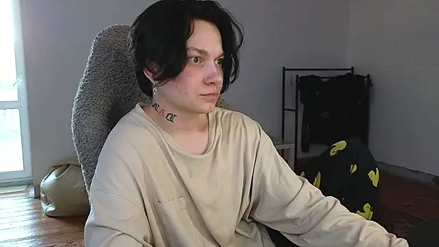 esajukyy élő chatszobája