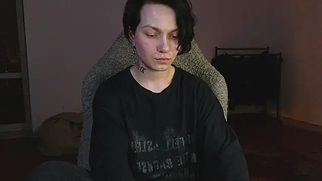 esajukyy's Live Chat Room