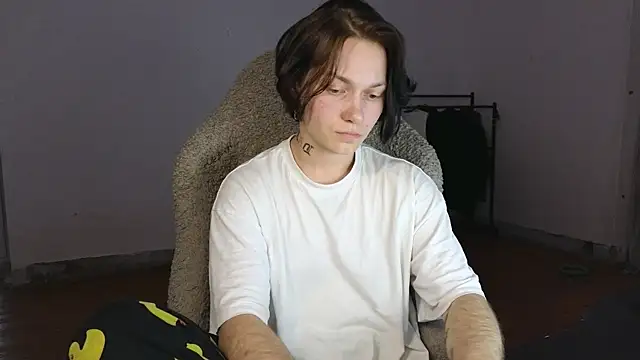 esajukyy – live chatrum