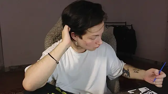Chat soba uživo modela esajukyy