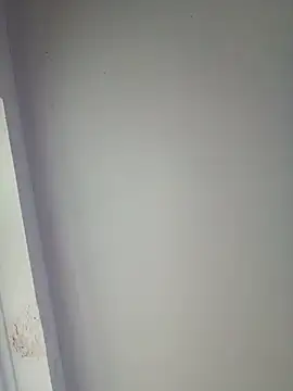 Amyhotmilf's Live Chat Room