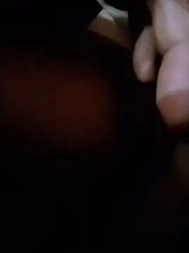 Amyhotmilf's Live Chat Room