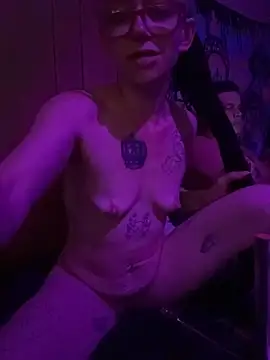 Sala de chat ao vivo de Stonermama666420