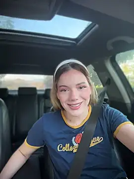 Chat ao vivo de NicoleCut