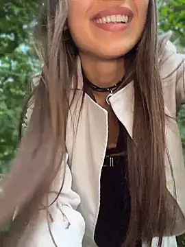 ICrazyOneIRL 即時聊天室