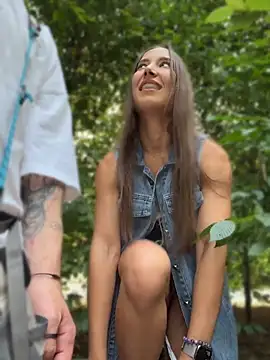 Živá kamerová sex show ICrazyOneIRL