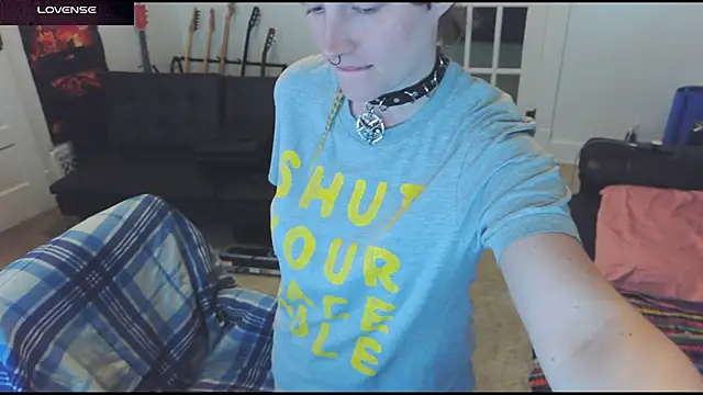 _hellostormy_'s Live Chat Room