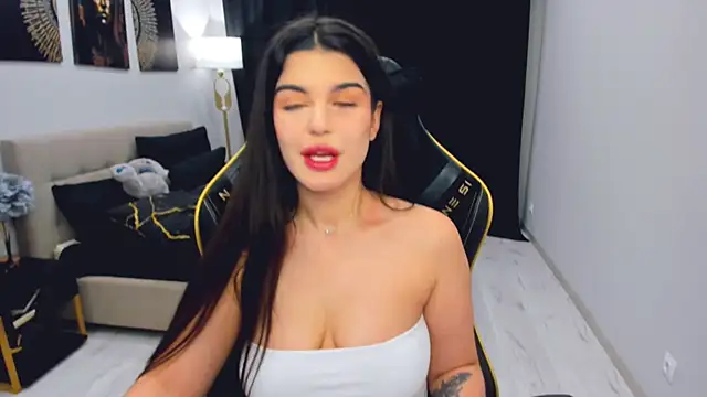 AlluringAriel Cameră chat live