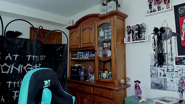 Sala de chat en directo de _sakae_