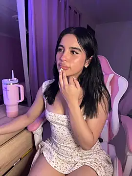 Emily-14 Cameră chat live