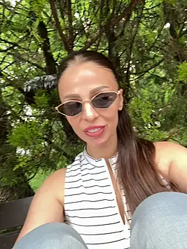 HayleyBlair Adlı Modelin Canlı Sohbet Odası