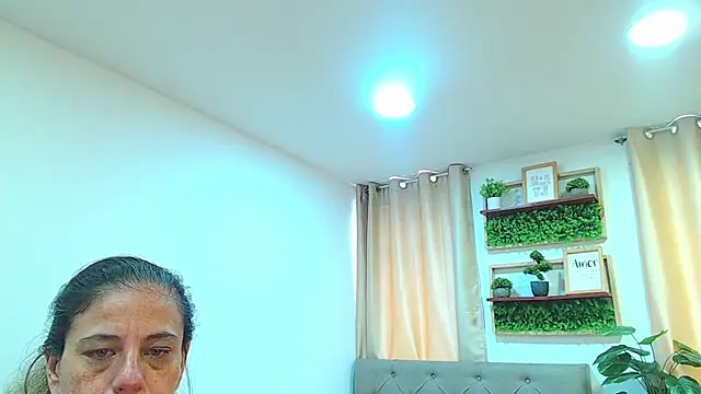 sasi_luna 现场聊天室