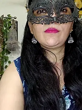 BhabhiPooja69 Adlı Modelin Canlı Sohbet Odası