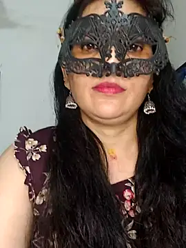 Živá chatovací místnost BhabhiPooja69