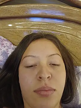 Selene_Amari Live Chatraum